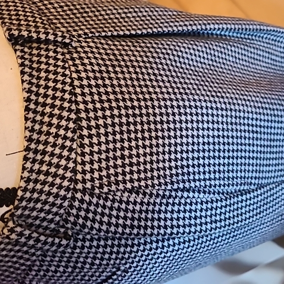 Eddie Bauer Black/White Houndstooth Wool Trousers/Pants sz 10 - Picture 5 of 10